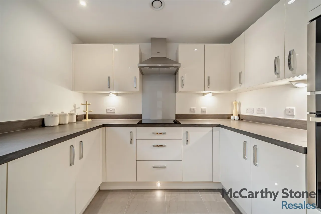 Reading Road, Henley-On-Thames, RG9, photo 15