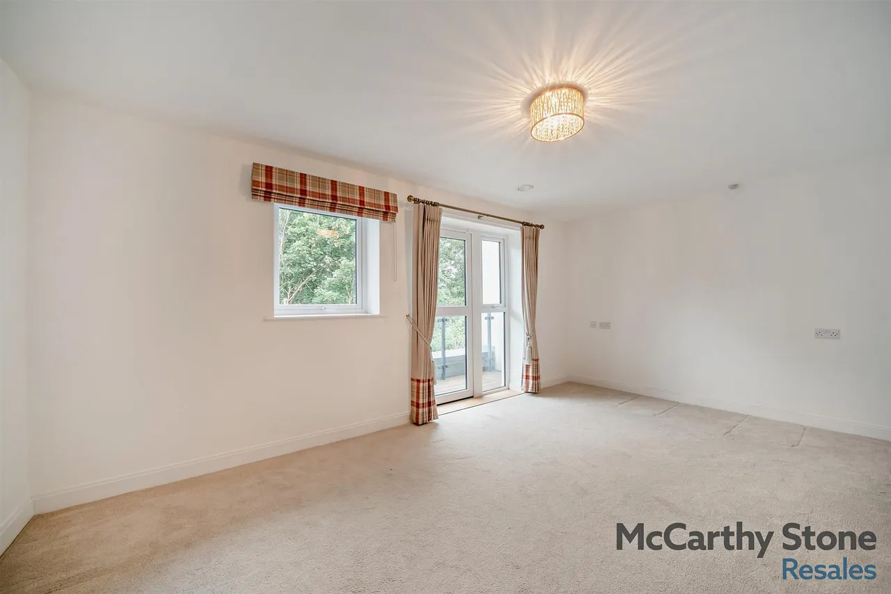Reading Road, Henley-On-Thames, RG9, photo 22
