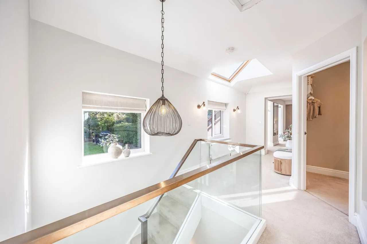 Beautifully Renovated and Extended Ho, photo 17