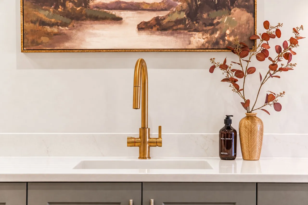 Beautifully Renovated and Extended Ho, photo 7