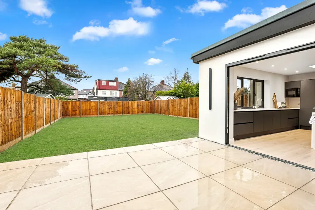 Sunnydene Avenue, Ruislip, HA4, photo 20