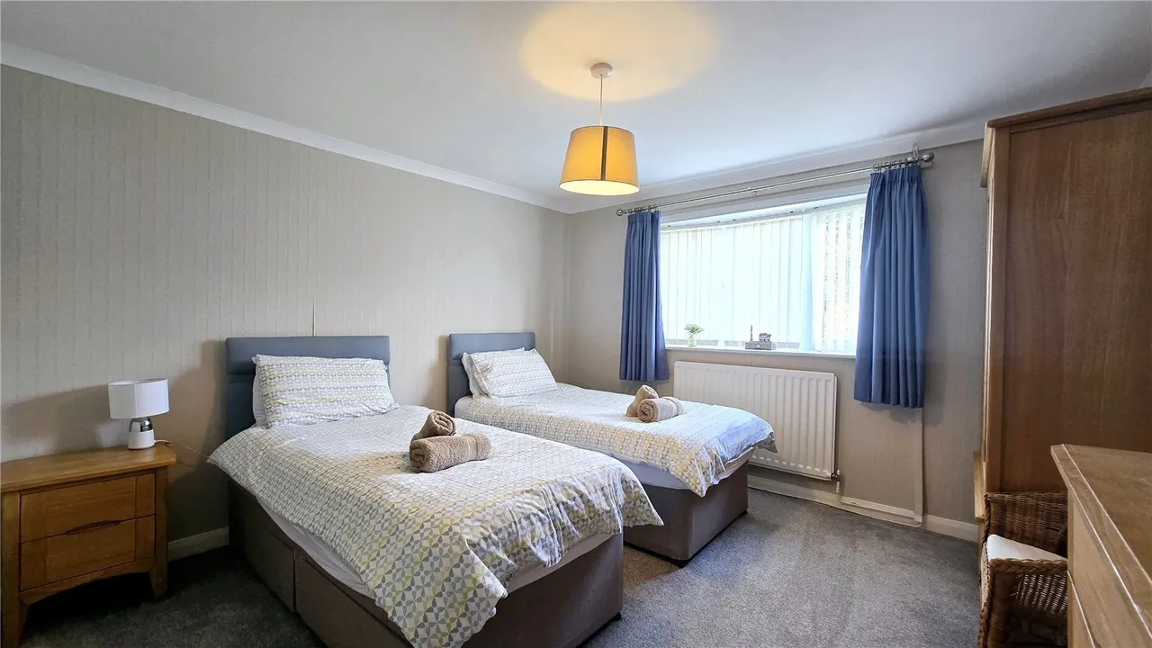 Penrhos, Holyhead, LL65, photo 21
