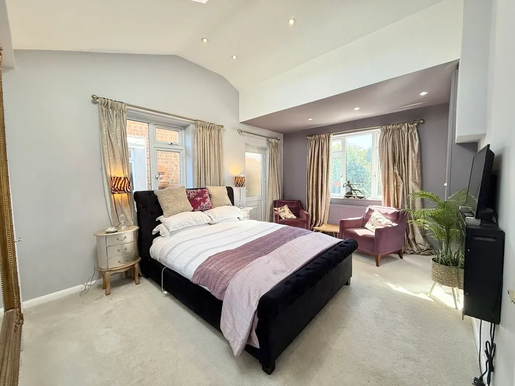 Winslow Road, Wingrave, HP22, photo 4
