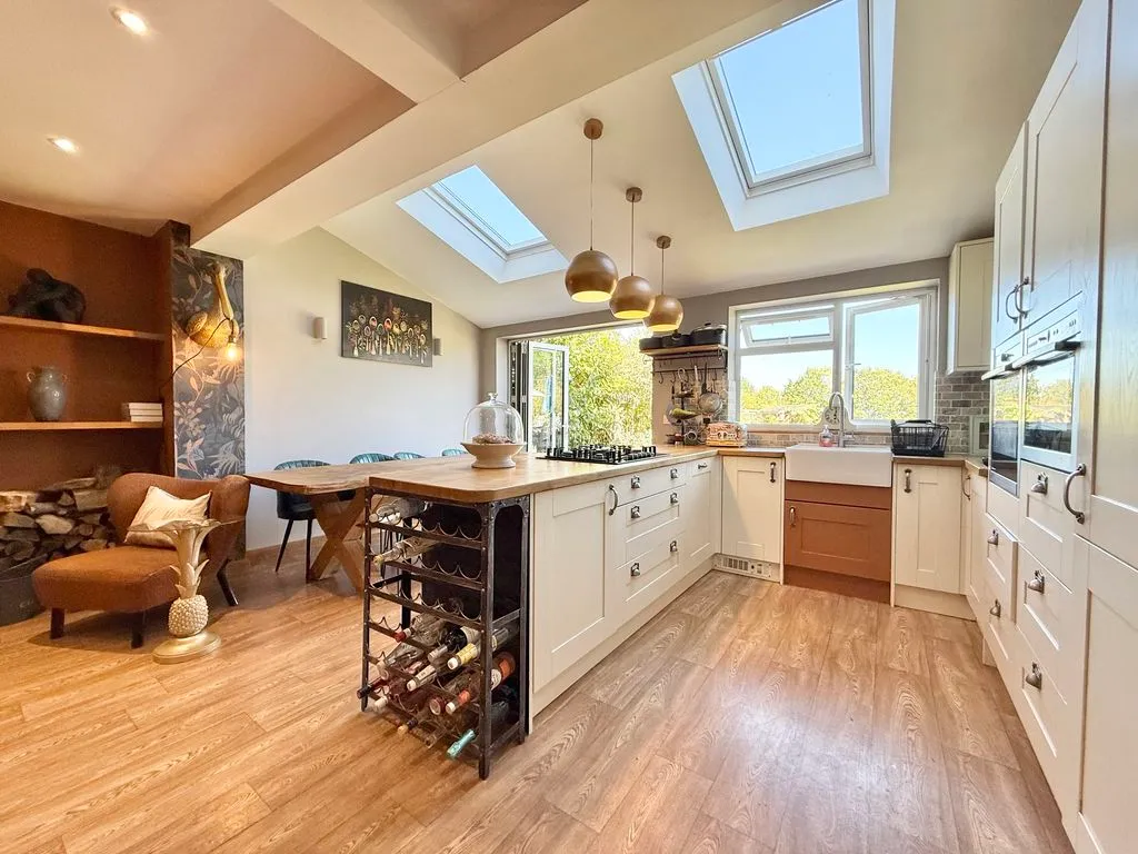 Winslow Road, Wingrave, HP22, photo 8