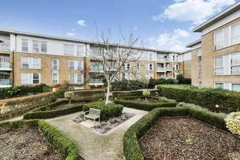 2 bed flat to rent — 34 Altima Court, 33 East Dulwich Road, London