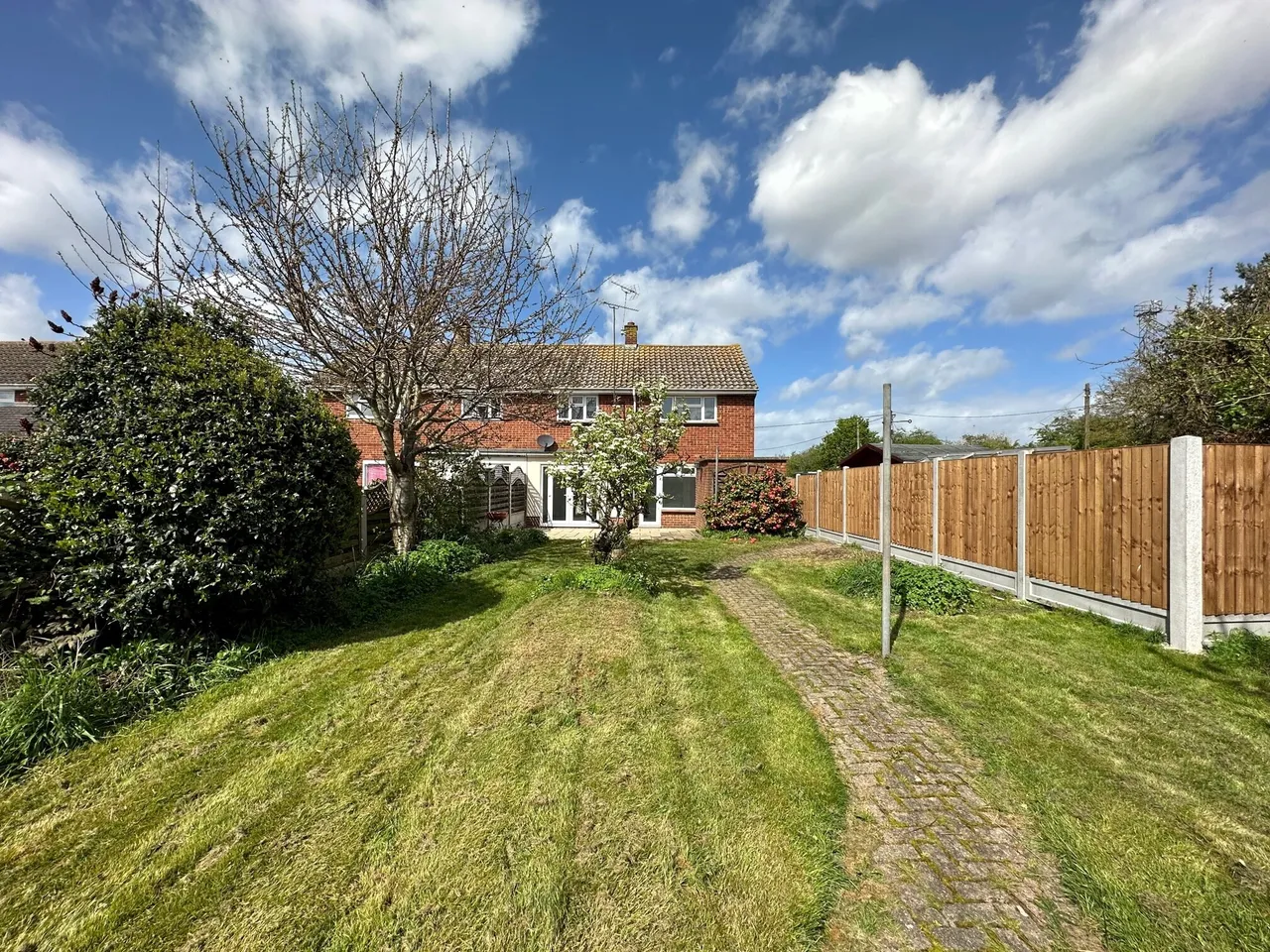 3 bed house to rent, Storms Way, Chelmsford, CM2