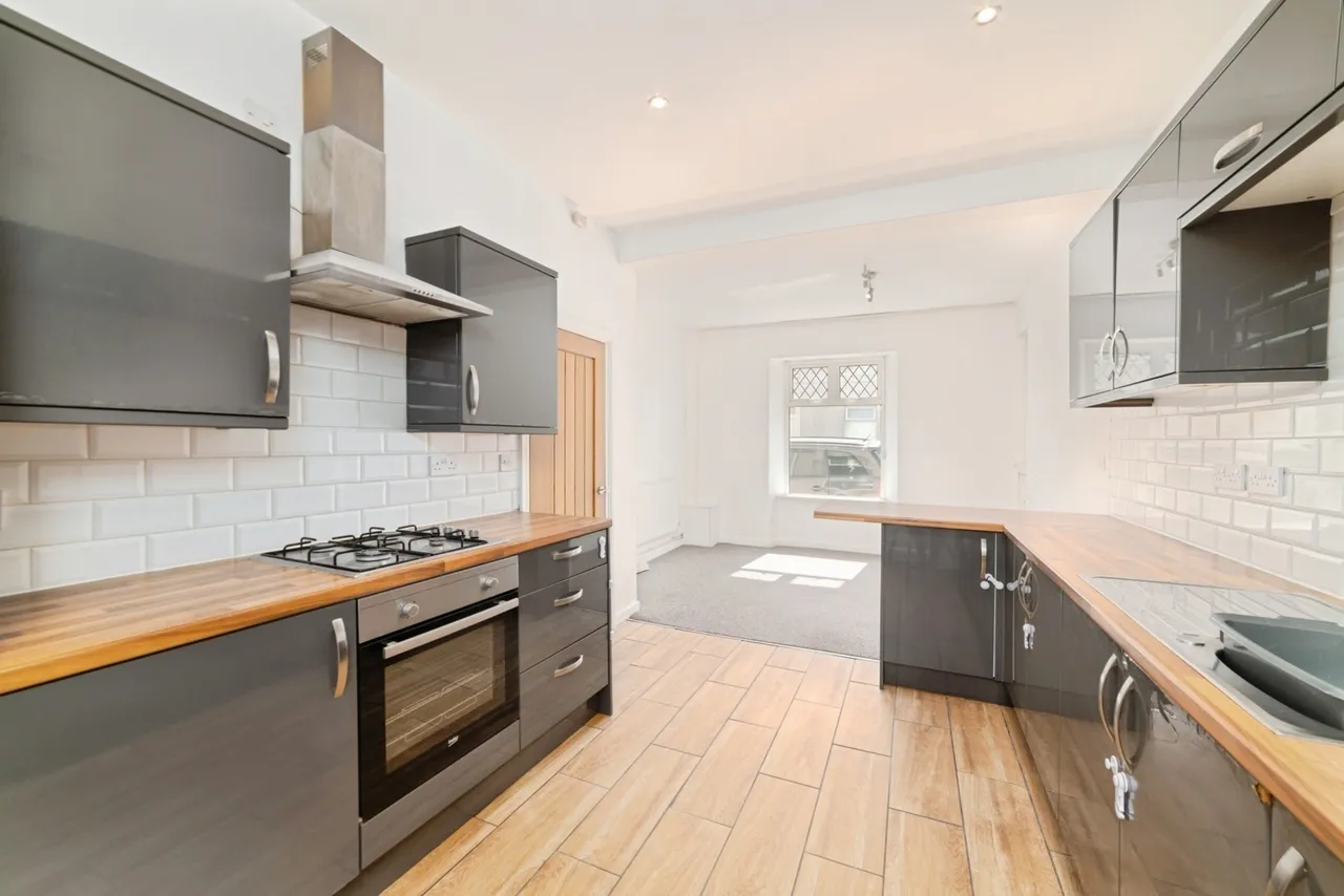 Andrew Street, Llanelli, SA15, photo 6