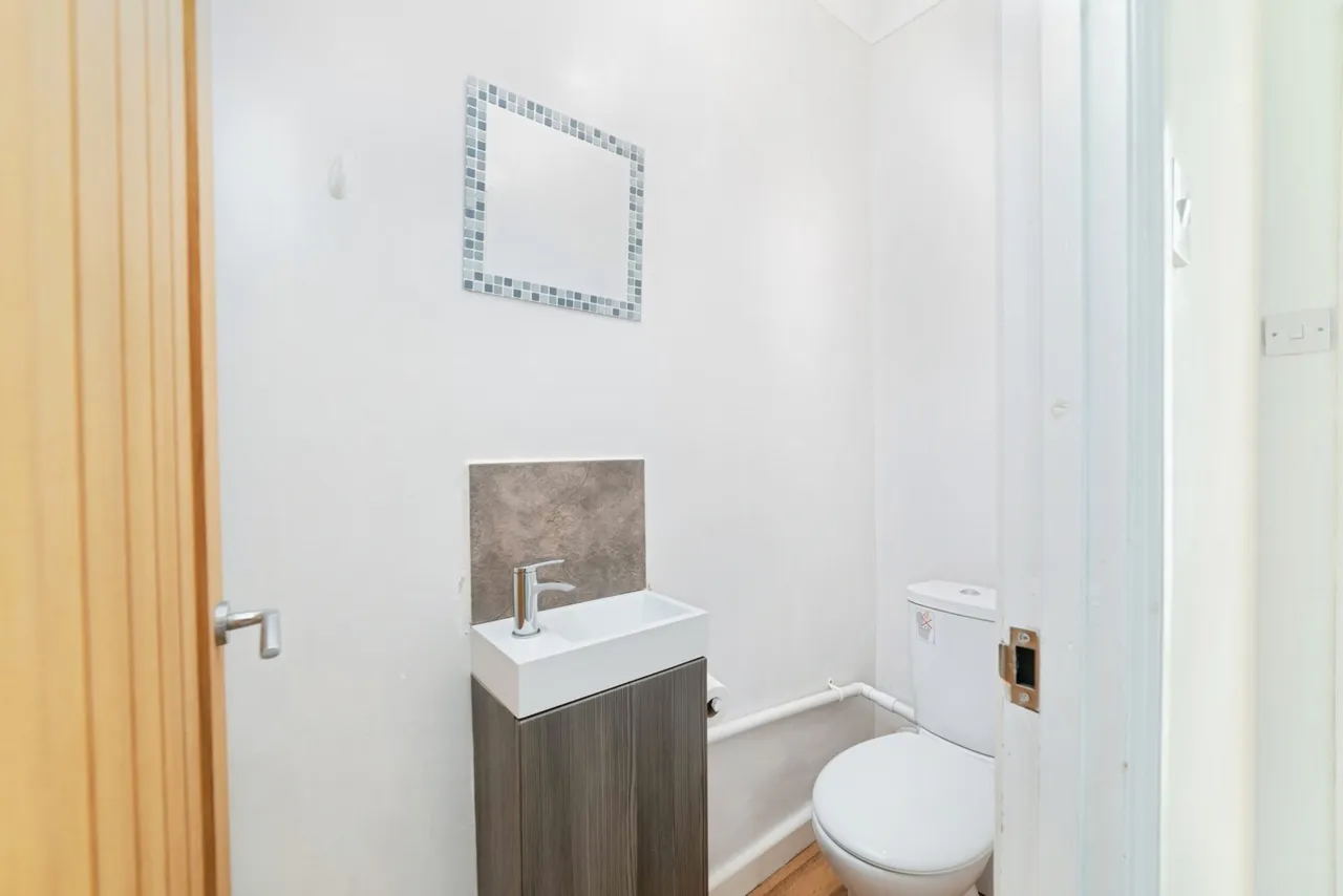 Andrew Street, Llanelli, SA15, photo 18