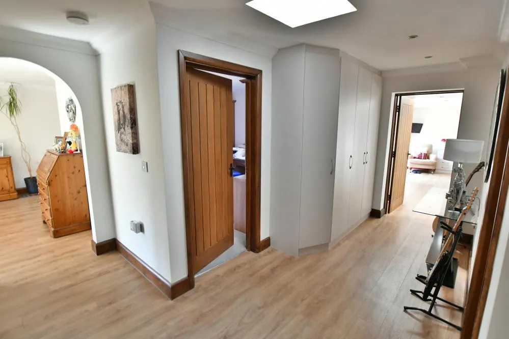 Holt Lane, Holt, BH21, photo 7