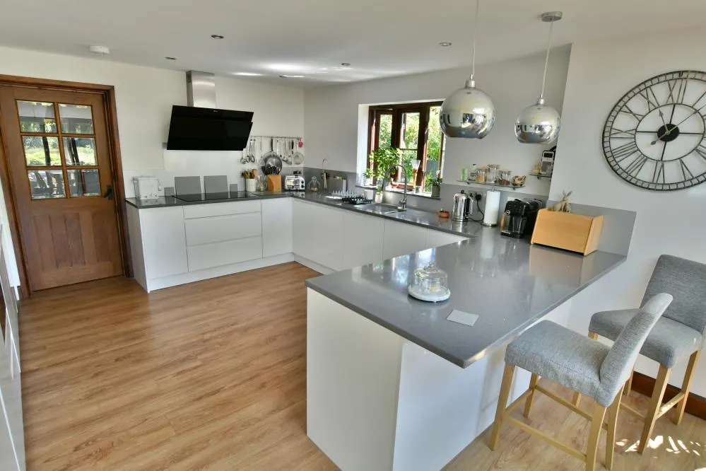 Holt Lane, Holt, BH21, photo 11