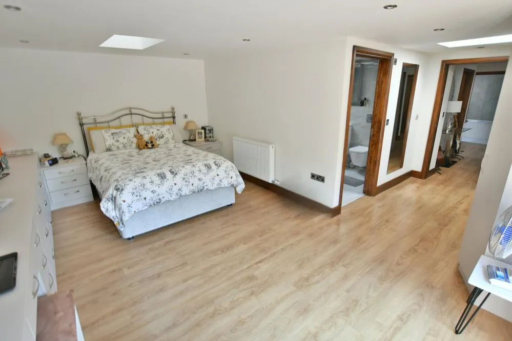 Holt Lane, Holt, BH21, photo 16