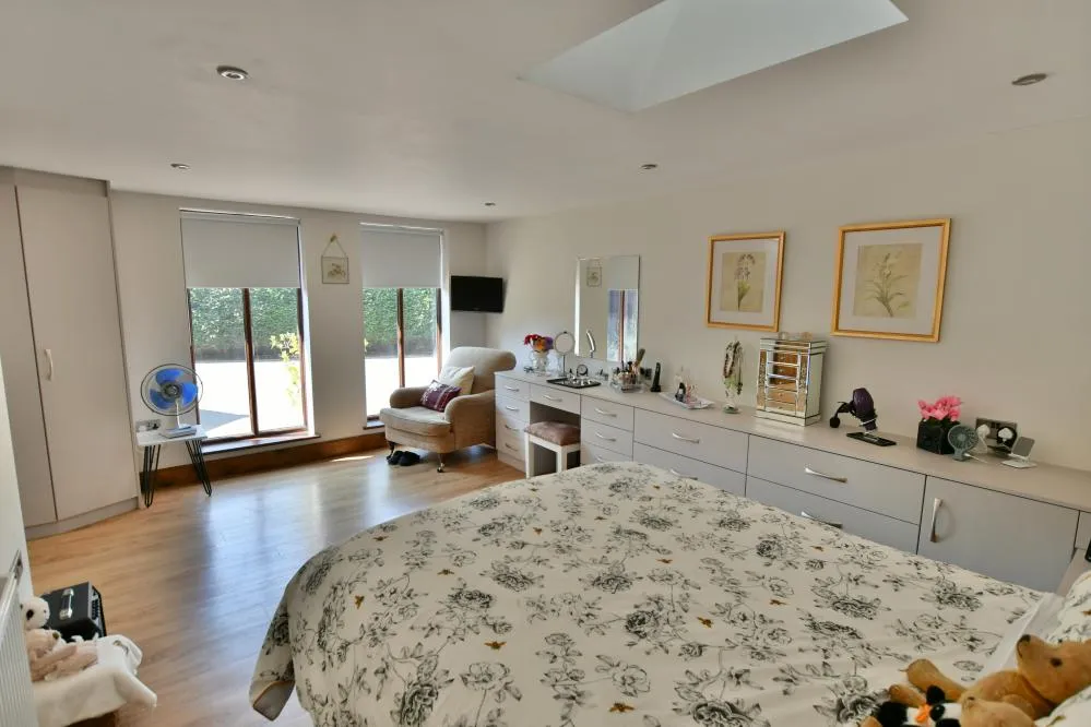 Holt Lane, Holt, BH21, photo 15