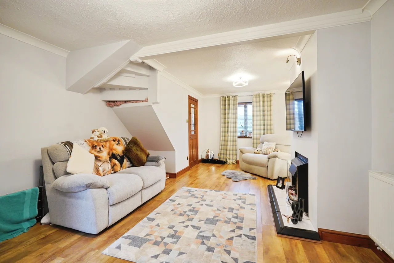 Cottesmore Close, Brizlincote Valley, photo 2