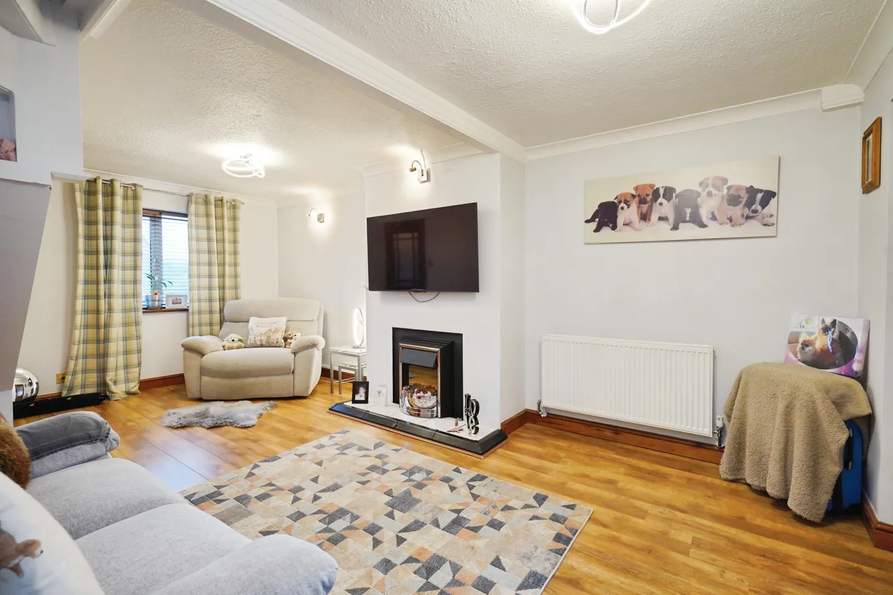 Cottesmore Close, Brizlincote Valley, photo 3