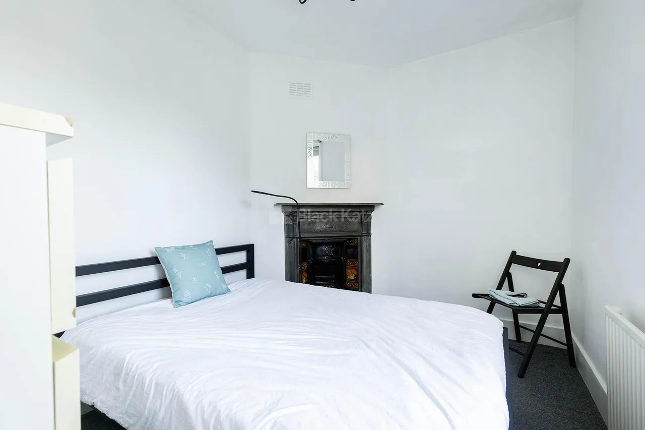 Stanlake Road, W12, photo 9