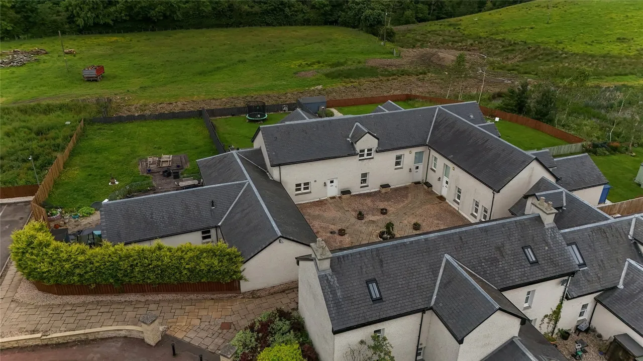Milncroft Farm, Millcroft Road, Cumbernauld, North Lanarkshire, G67, photo 25