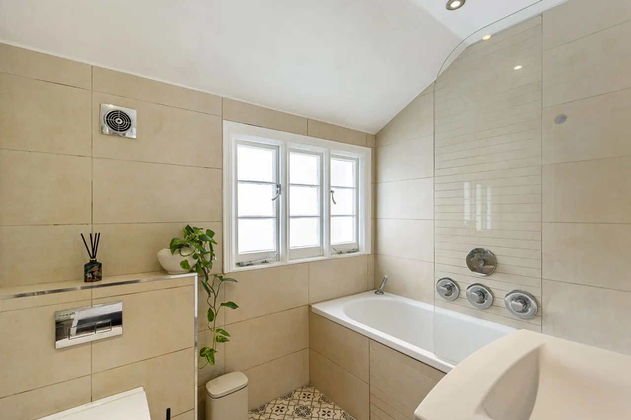 Sydney Road, Guildford, GU1, photo 15