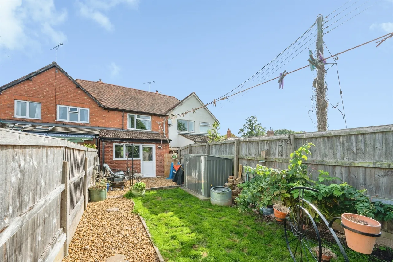 Old Worcester Road, Waresley, DY11, photo 13