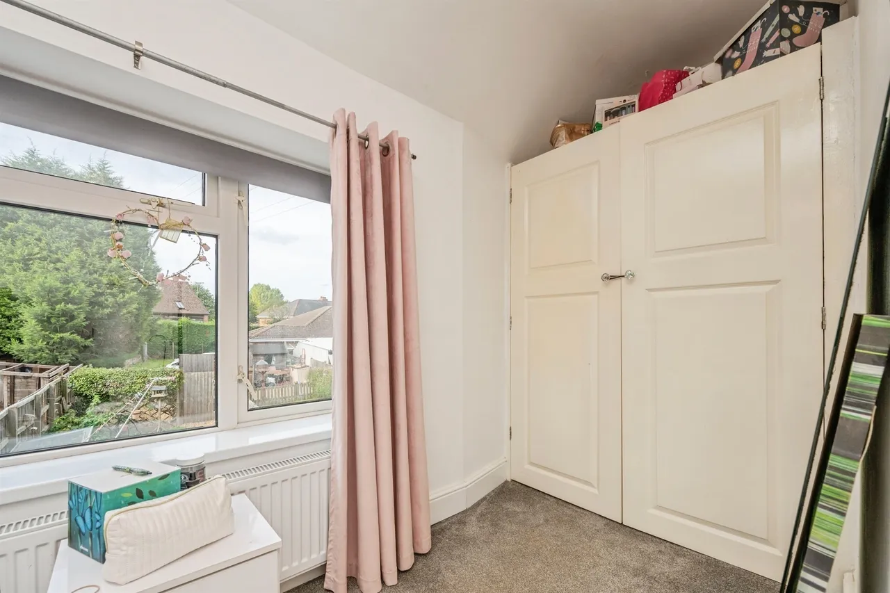 Old Worcester Road, Waresley, DY11, photo 12
