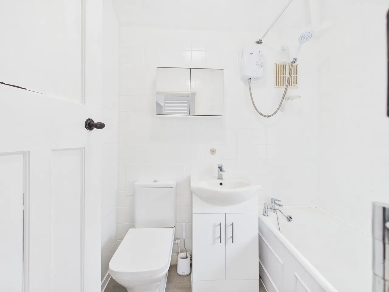 Vauxhall Terrace, Newport, TF10, photo 15