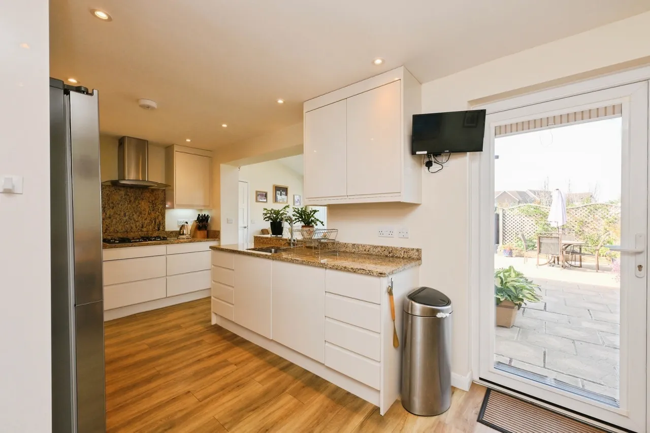 Martin Road, Aveley, South Ockendon, Essex, RM15, photo 5