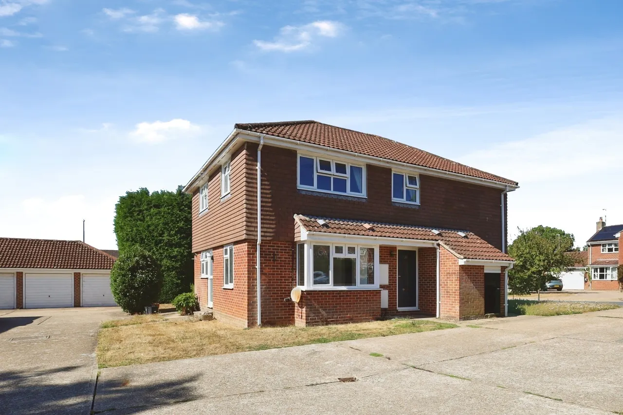 2 bed flat for sale, The Paddock, Maresfield, TN22