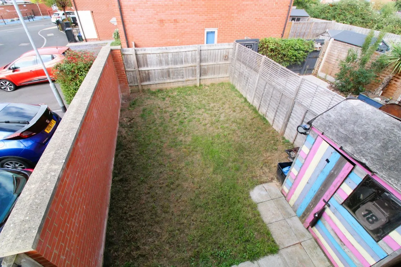 Hazeley Close, Bridgwater, TA6, photo 24