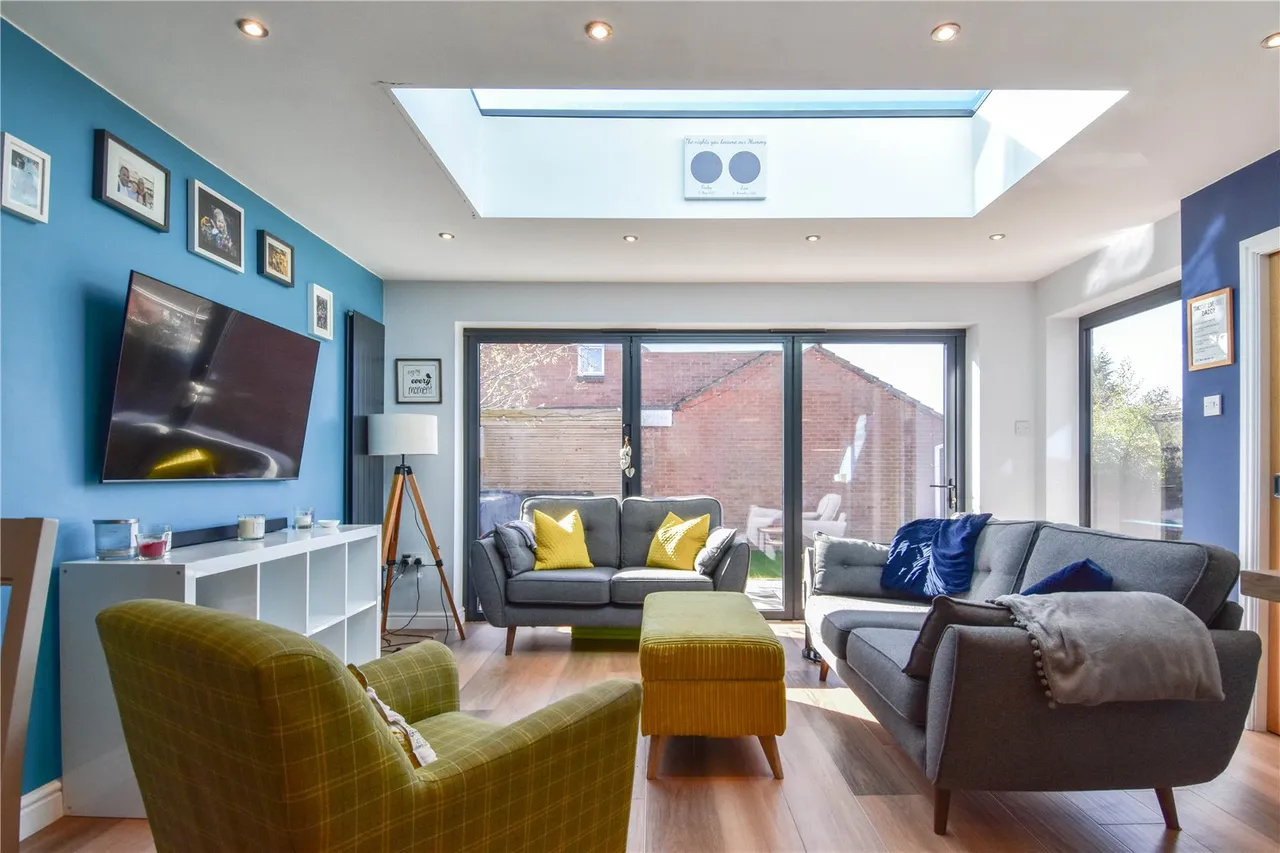High Meadows, Stoke Heath, B60, photo 8