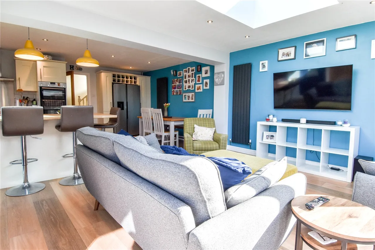 High Meadows, Stoke Heath, B60, photo 6