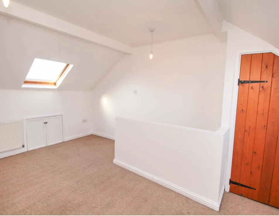 Park Street, DY11, photo 11