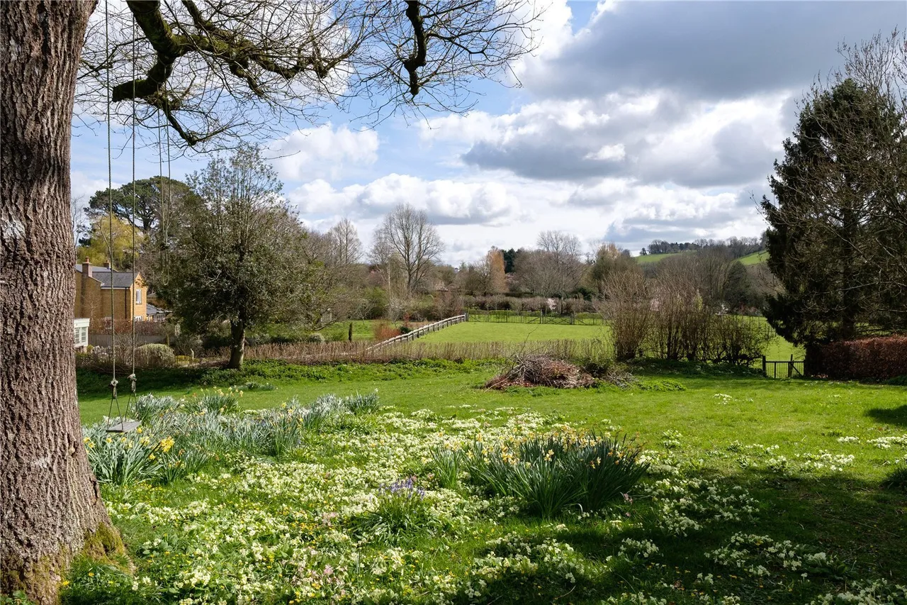 Whitcombe Road, Beaminster, DT8, photo 48