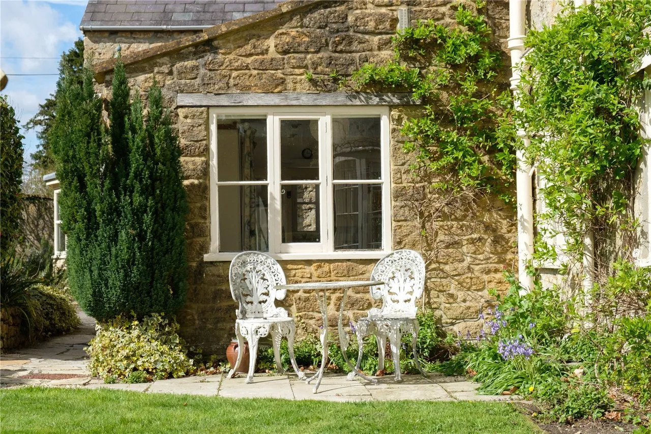 Whitcombe Road, Beaminster, DT8, photo 27