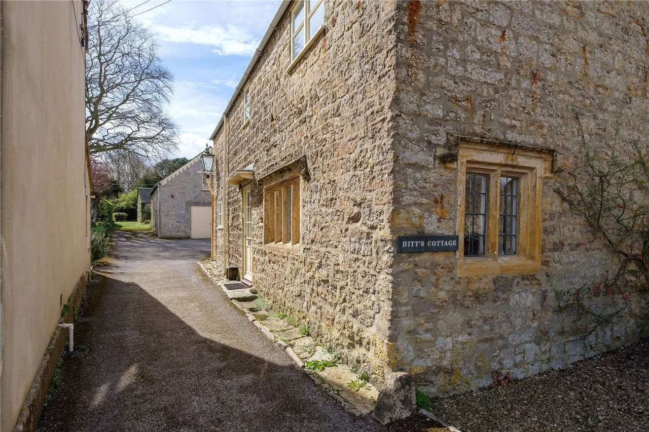 Whitcombe Road, Beaminster, DT8, photo 54