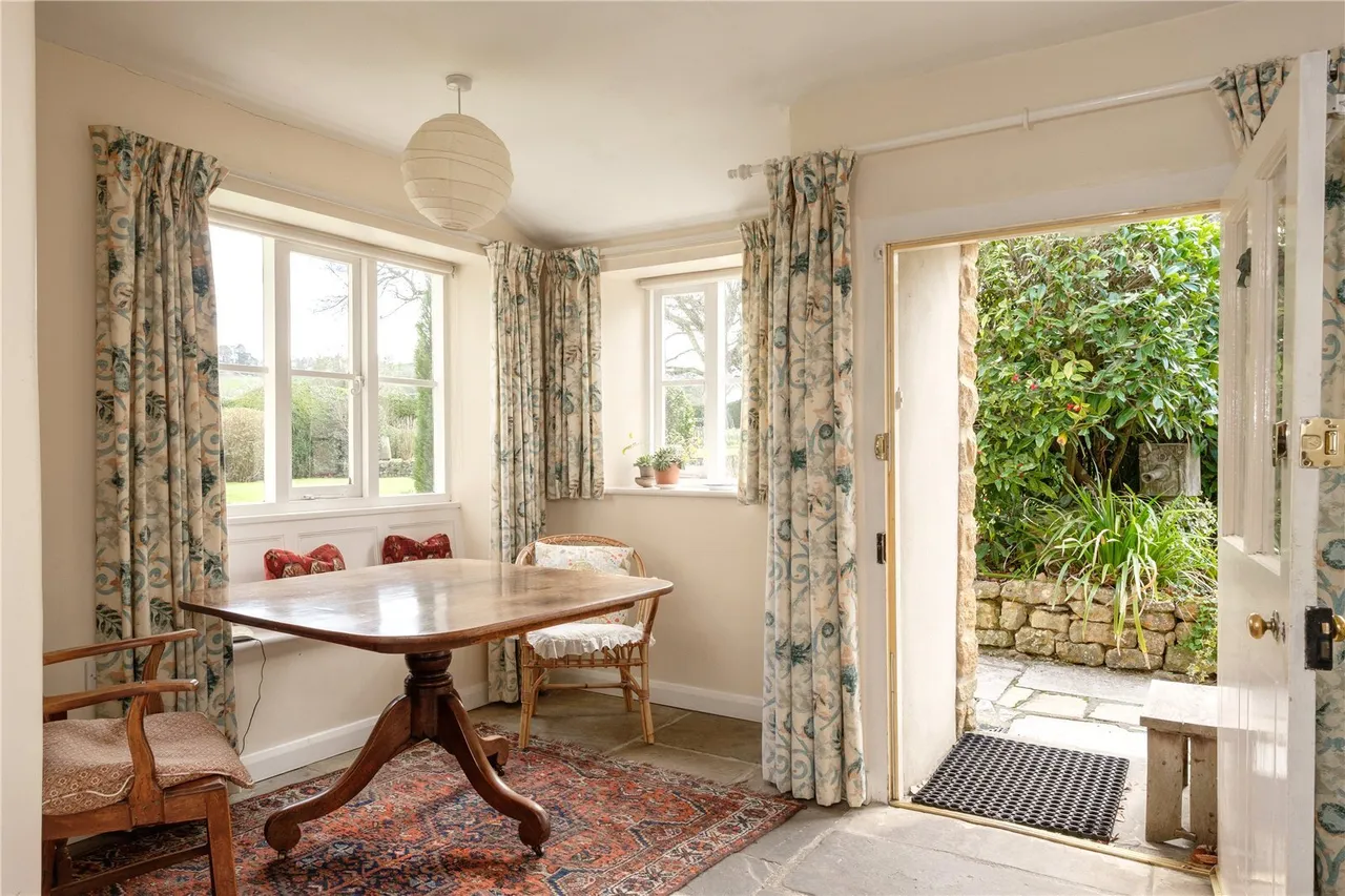 Whitcombe Road, Beaminster, DT8, photo 17