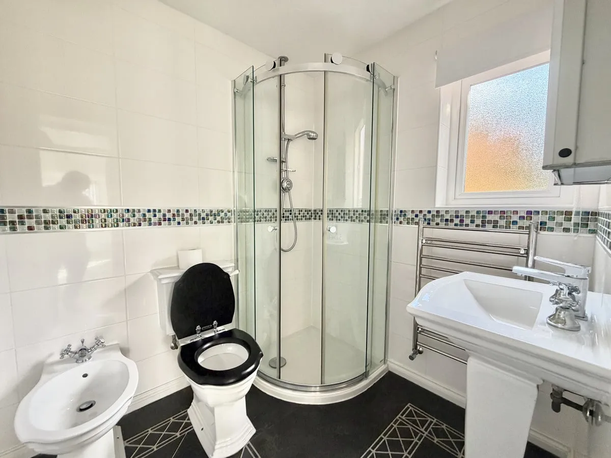 Doulton Gardens, Poole, BH14, photo 11