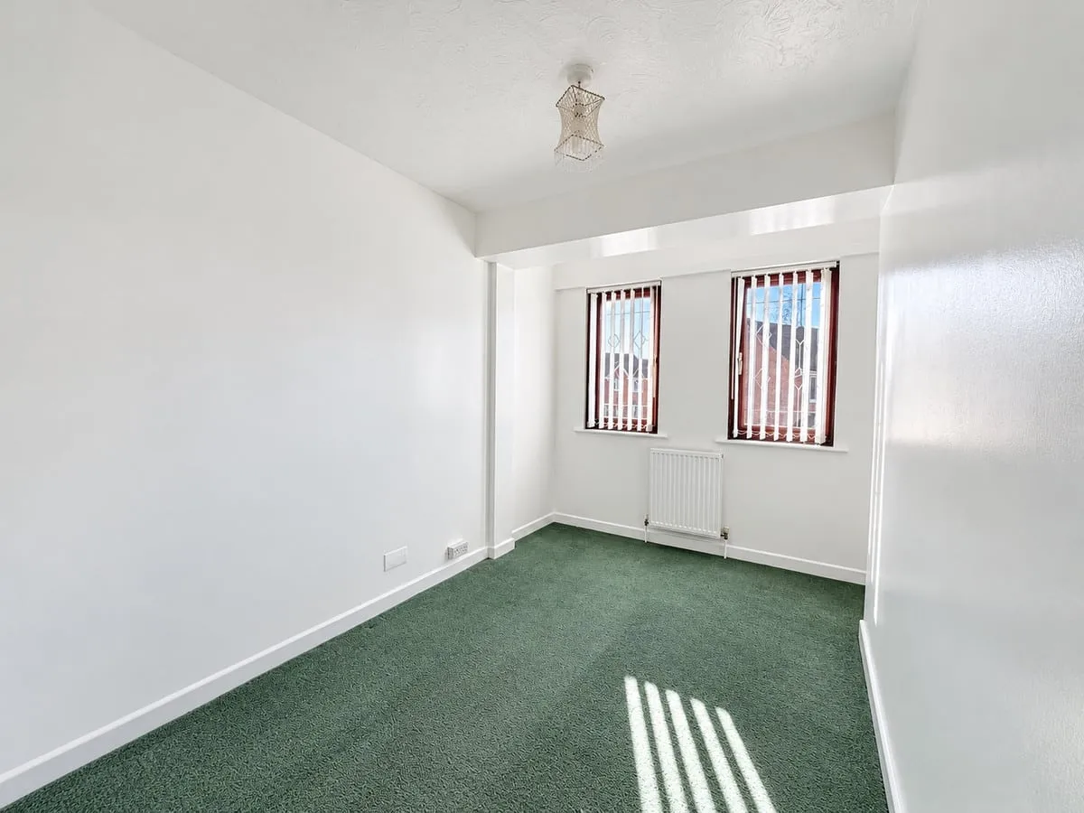 Doulton Gardens, Poole, BH14, photo 10