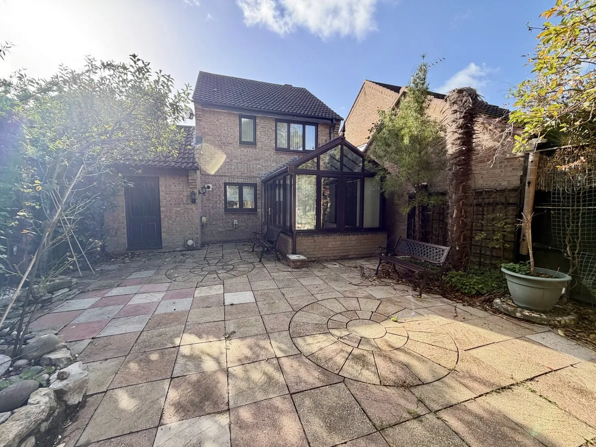 Doulton Gardens, Poole, BH14, photo 13