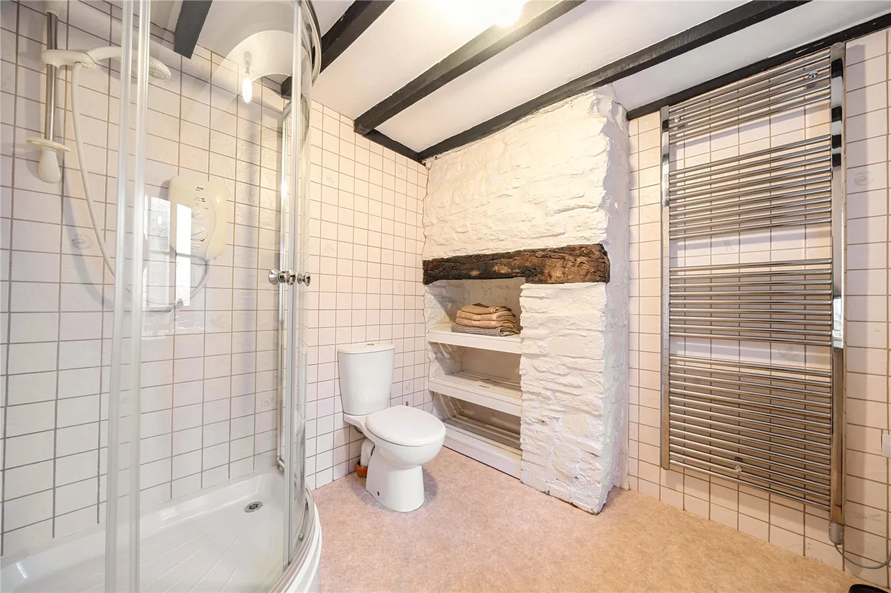 Cwmbach, Glasbury, Hereford, HR3 5NZ, photo 8