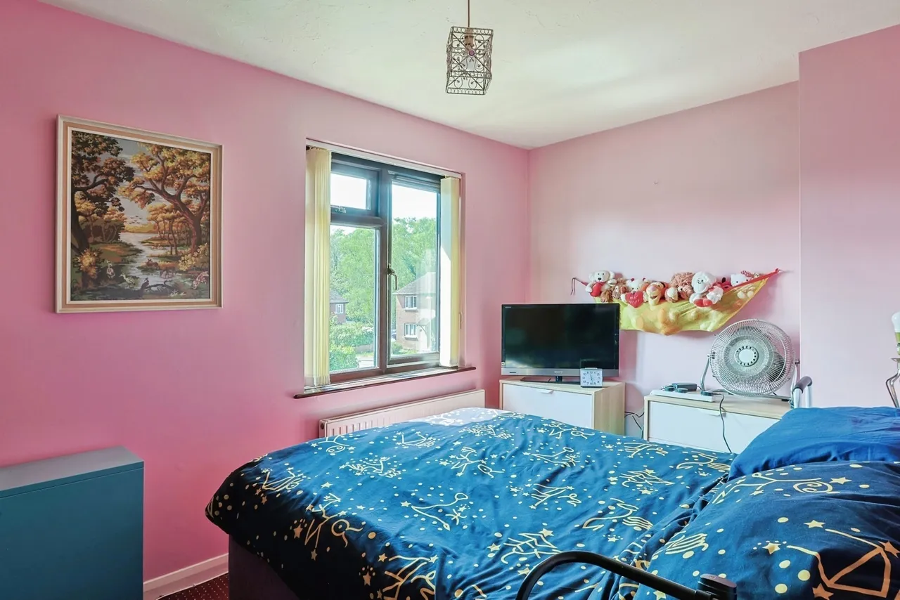 Larch Close, Creemoor, BH17, photo 7