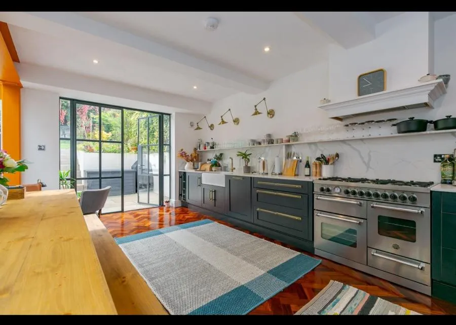 Wodeland Avenue, Guildford, GU2, photo 3