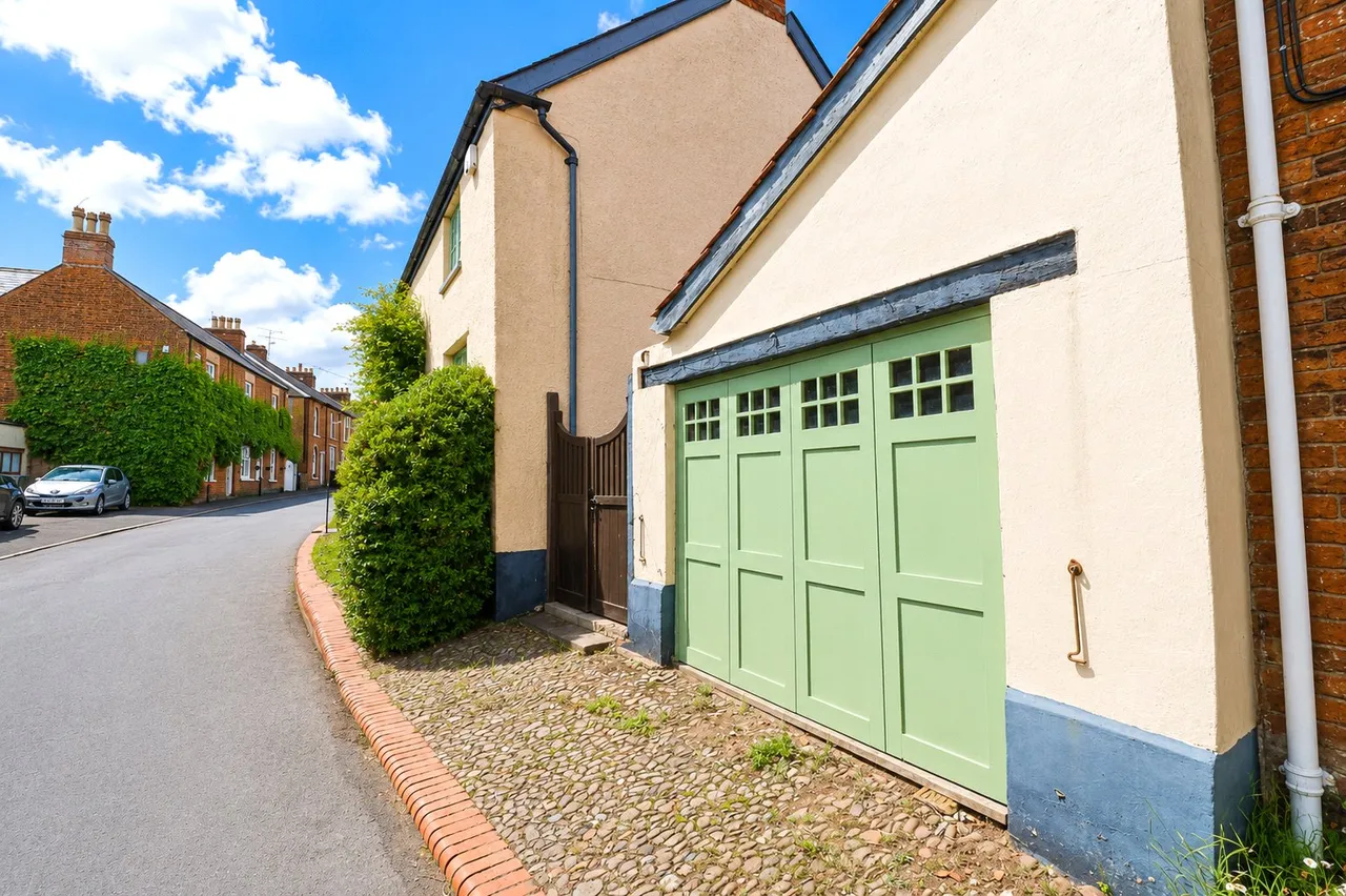 Fore Street, Milverton, TA4, photo 14