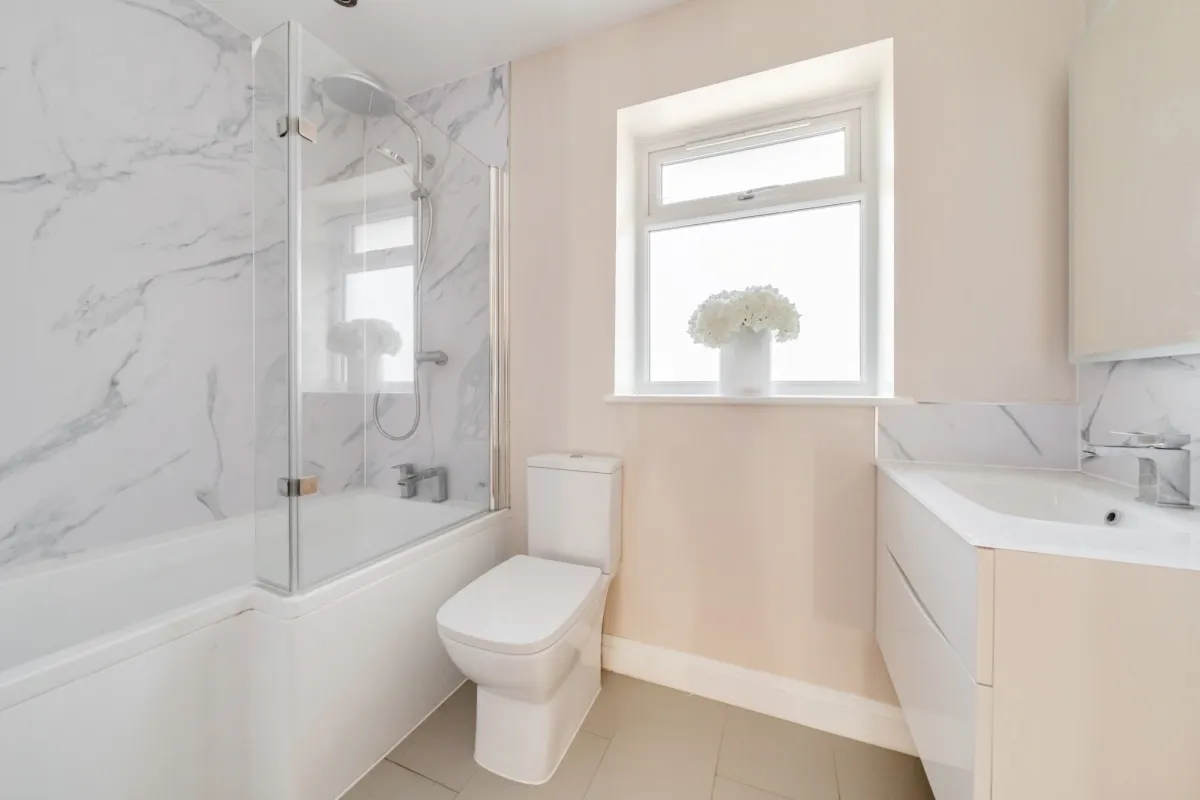 Cabrera Avenue, Virginia Water, GU25, photo 12
