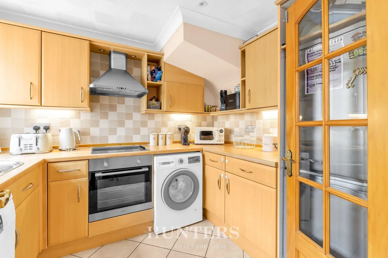 Glenwood Drive, Middleton M24, photo 11