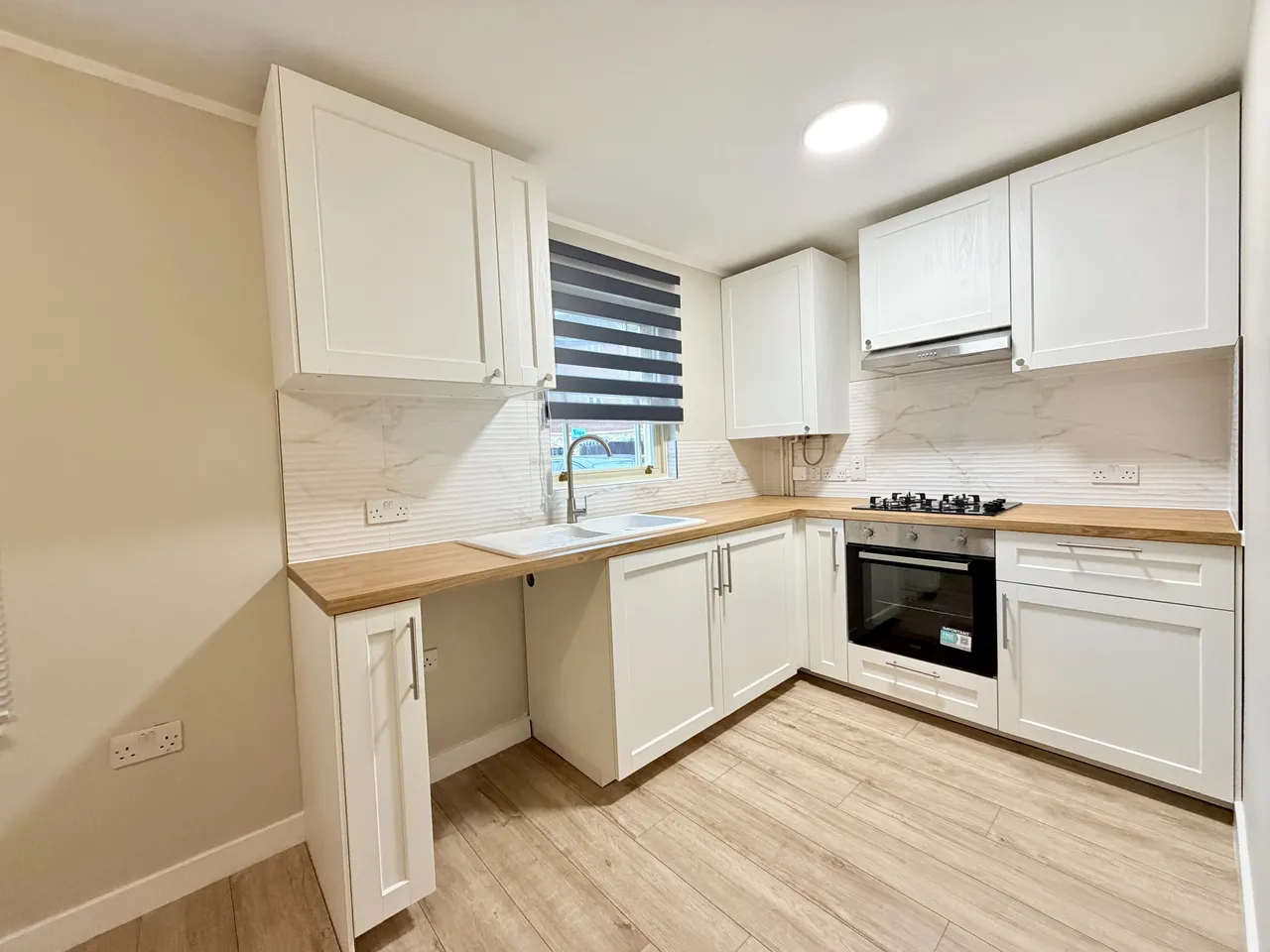 Chapman Road, Wellingborough, NN8, photo 2