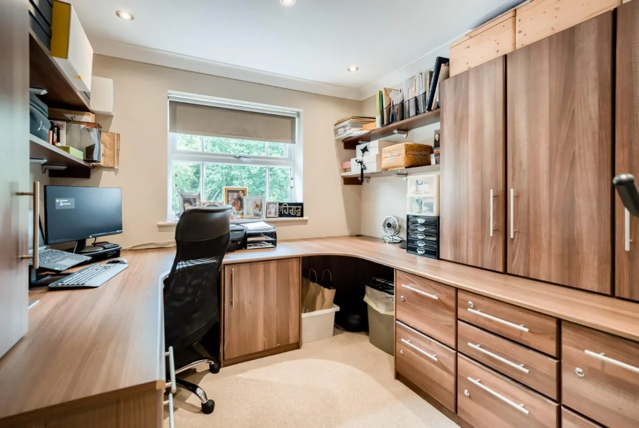 Whitefields Gate, Solihull, B91, photo 39