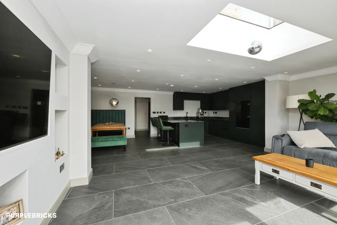 Cavell Road, Waltham Cross, EN7, photo 4