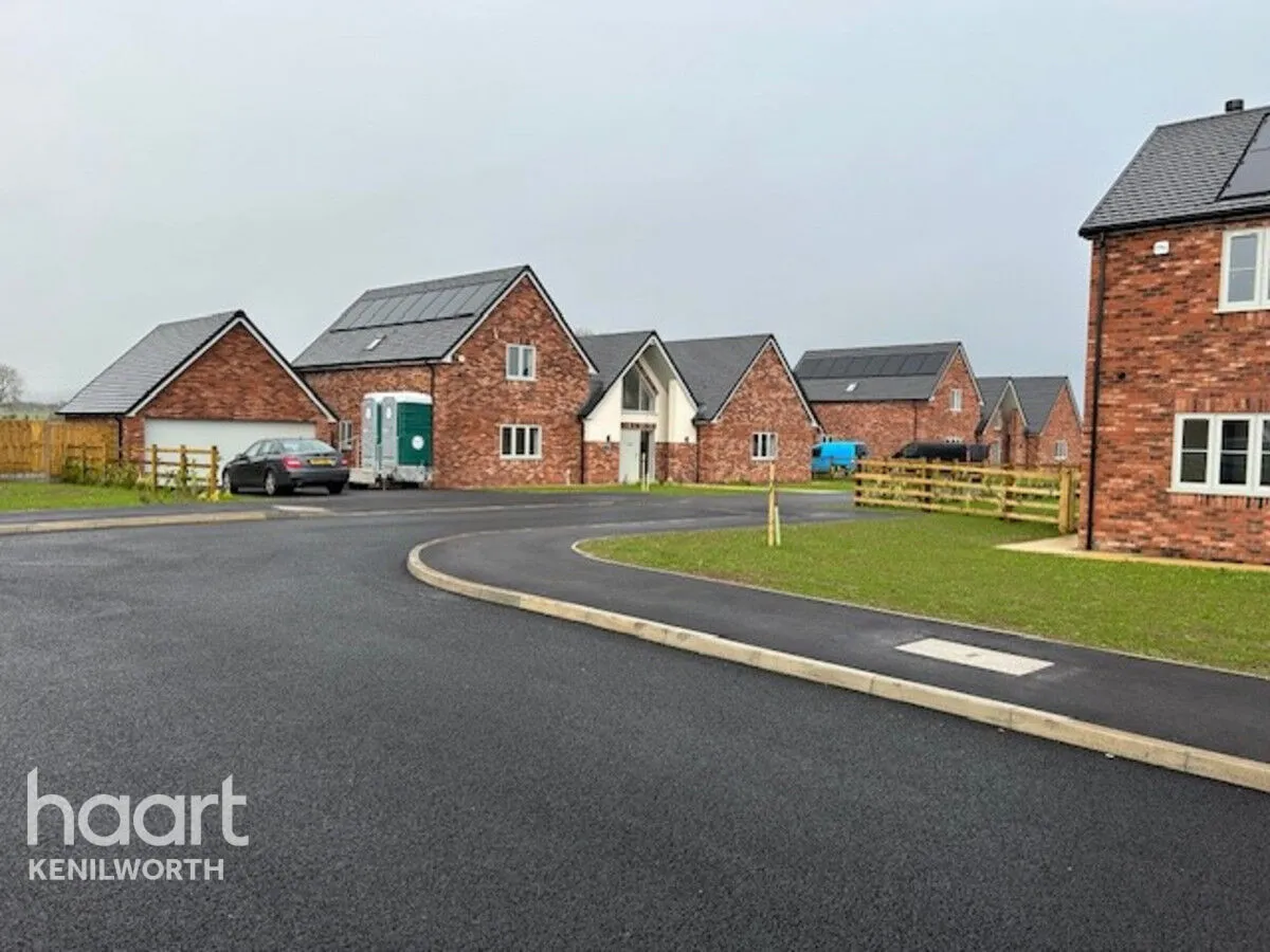 Sister Elms Drive, Evesham, WR11, photo 10