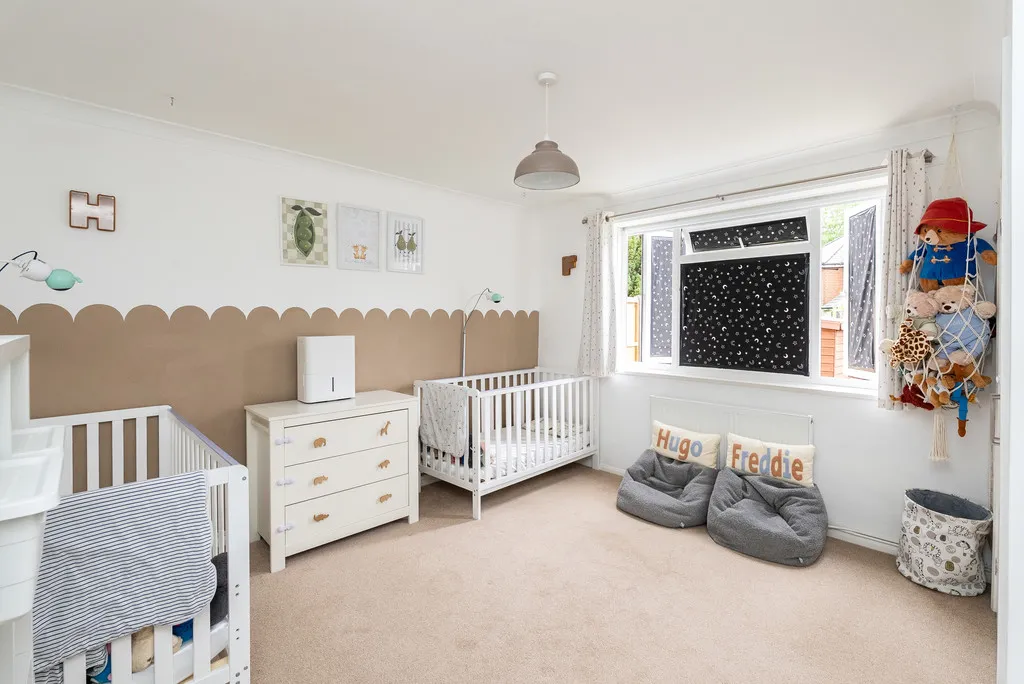 Downs View, Pixham, RH4, photo 6