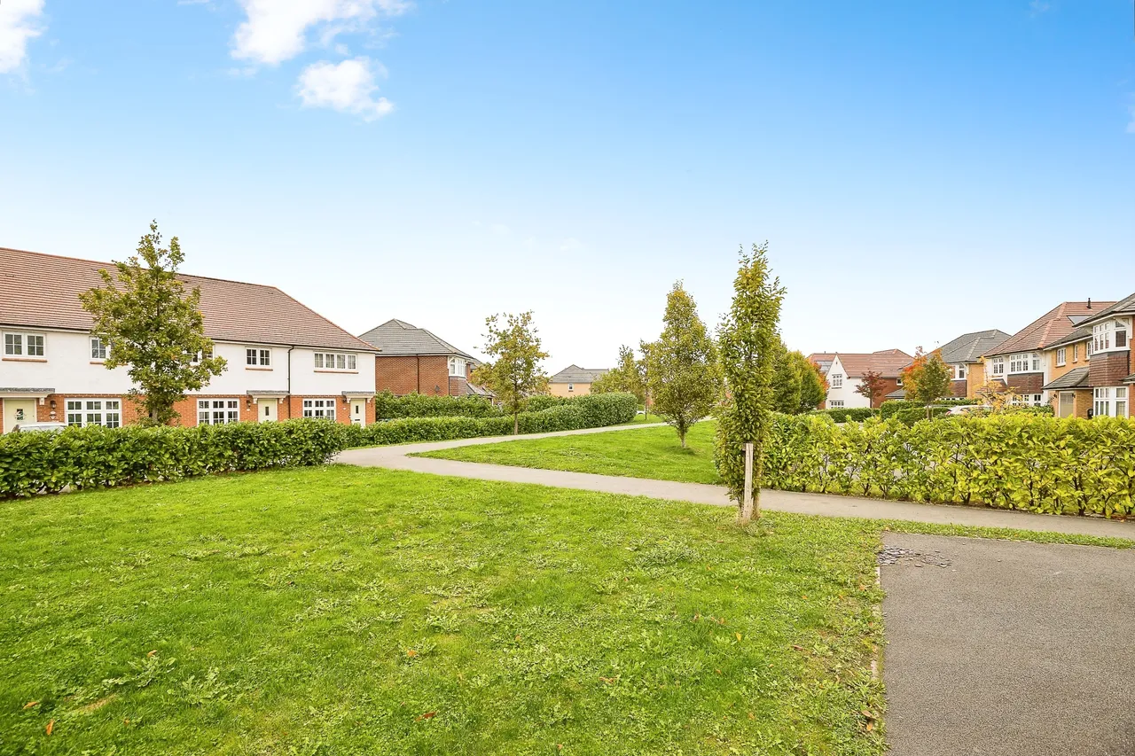 Mercia Grove, Chester, photo 2