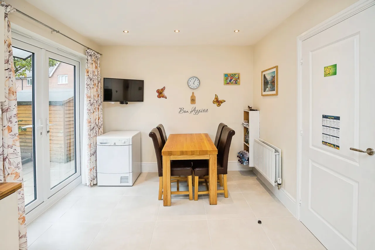 Mercia Grove, Chester, photo 6